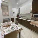 Plebiscito House Appartement Napels