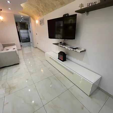 Daire Plebiscito House *